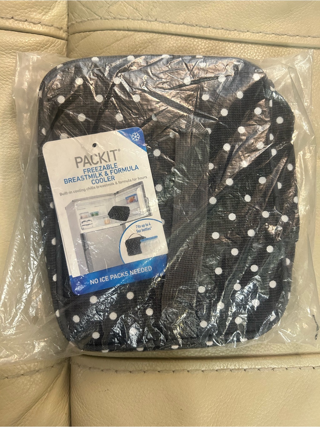 Freezable Breastmilk & Formula Cooler — image 4 of 7
